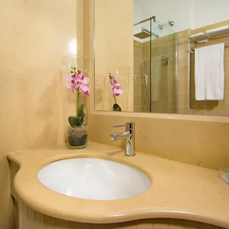 Western Martello Szálloda 4*